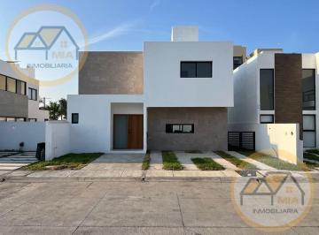 Casa · 218m² · 3 Recámaras · 2 Estacionamientos · Casa en Venta Residencial Las Higueras, Riviera Veracruzana