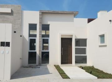 Casa · 120m² · 2 Recámaras · 1 Estacionamiento · Casa en Venta en Col. Graciano Sánchez