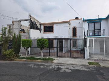 Casa de 3 habitaciones, Iztapalapa · Casa en Fraccionamiento Privado