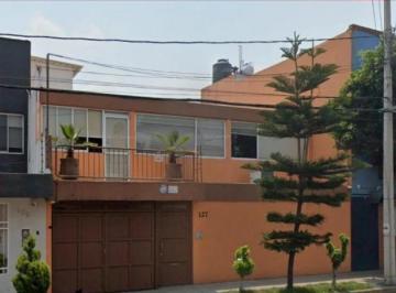 Casa de 3 habitaciones, Azcapotzalco · Casa en Ignacio Allende en Recuperacion Bancaria