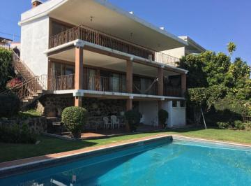 Casa · 345m² · 3 Recámaras · 5 Estacionamientos · Casa Sola en San Antón Cuernavaca - Crb - 781 - Cs*