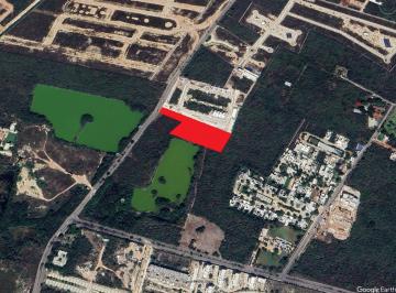 Terreno / Lote · 11200m² · Terreno con Vistas a 2 Lagos, en La Zona de Mayor Desarrollos de Privadas Residenciales en Mérida