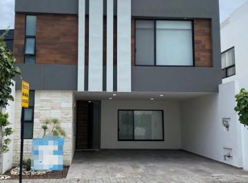Casa de 3 habitaciones, San Andrés Cholula · Se Vende Casa Semi Nueva 3 Recamaras en Parque Chihuahua Lomas de Angelópolis