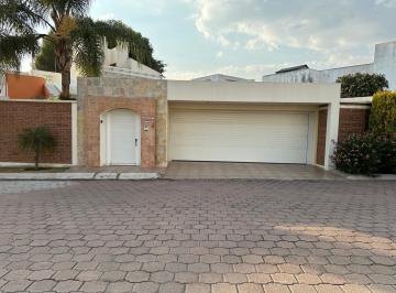 Casa en condominio de 4 habitaciones, San Pedro Cholula · Venta Casa en Fraccionamiento Exclusivo Cerca Plaza San Diego