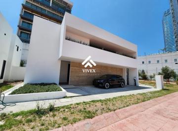 Casa de 3 habitaciones, Pachuca · Venta de Casa en Zona Plateada Pachuca
