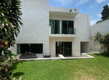 Casa de 4 habitaciones, Cuernavaca · Casa con Alberca, Col. Rancho Cortes