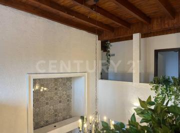 Casa · 280m² · 2 Recámaras · 3 Estacionamientos · Casa en Venta en Col. San Francisco en Santiago Nuevo Leon