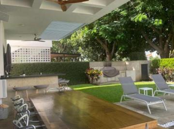 Casa de 4 habitaciones, Emiliano Zapata · Moderna Casa en Renta en Paraiso Country Club