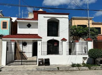 Casa · 126m² · 3 Recámaras · 2 Estacionamientos · Casa en Venta, Supermanzana 50, Cancún Centro