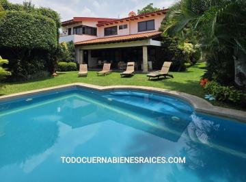 Casa · 500m² · 4 Recámaras · 3 Estacionamientos · Casa - Vista Hermosa