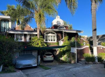 Casa de 2 habitaciones, Zapopan · Venta Casa Bugambilias Primera Seccion, Zapopan