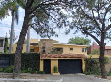 Fachada principal · Casa en Venta, Vive El Lujo de La Naturaleza en Una Excelente Ubicación.