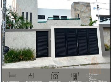 Casa · 210m² · 2 Recámaras · 2 Estacionamientos · Casa - Cozumel