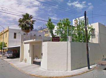 Casa · 169m² · 3 Recámaras · 7 Estacionamientos · Casa en Venta con Uso de Suelo Comercial – Zona Mitras Norte