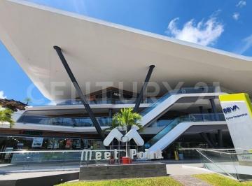Local comercial · 256m² · Local en Renta Plaza Meet Point Residencial Cumbres