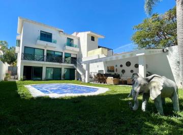 Casa de 4 habitaciones, Zapopan · Casa en Venta Valle Real