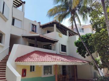 Departamento de 2 habitaciones, Solidaridad · Departamento Totalmente Amueblado y Equipado con Amplios Espacios con Terraza y Cerca de La Playa