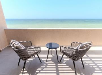 Casa de 3 habitaciones, Telchac Puerto · Casa en La Playa a La Orilla del Mar