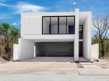 Casa de 4 habitaciones, Mérida · Venta de Casa de Lujo en Provincia Residencial
