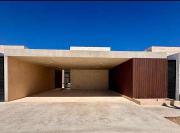 Casa en condominio de 3 habitaciones, Mérida · Se Vende Residencia en Xcanatun, Mérida Yucatán
