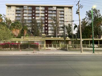 Casa de 4 habitaciones, Hermosillo · Propiedad en Venta Sobre Bulevar Kino