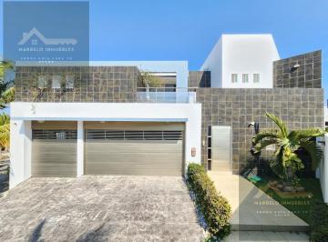 Casa · 611m² · 5 Recámaras · 3 Estacionamientos · Casa en Venta Fraccionamiento Playas del Conchal, Riviera Veracruzana, Alvarado Veracruzcasa en