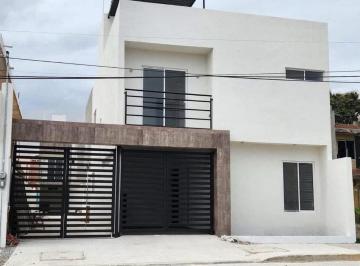 Casa · 150m² · Casa - Laguna de La Puerta