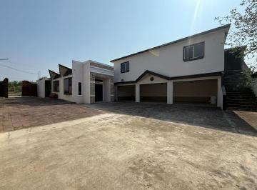 Casa de 3 habitaciones, Ciénega de Flores · Casa en Venta Centro de Cienega de Flores, Nl