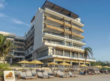 Departamento · 147m² · 1 Recámara · 1 Estacionamiento · Penthouse en Venta 1 Recámara Frente Al Mar con Spa
