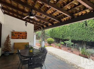Casa · 211m² · 3 Recámaras · 3 Estacionamientos · Casa en Venta en Privada Zona Norte Buenavista, Cuernavaca Morelos