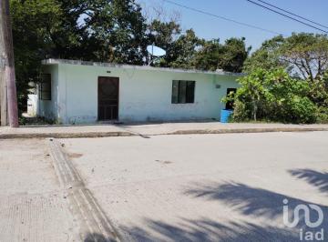 Casa · 154m² · 2 Recámaras · 1 Estacionamiento · Casa en Venta en Tampico Alto Veracruz