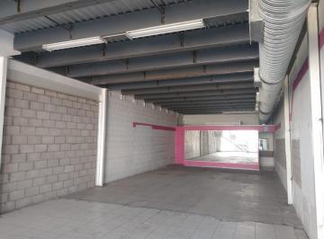 Local comercial · 120m² · Local en Renta en Plaza Saucito