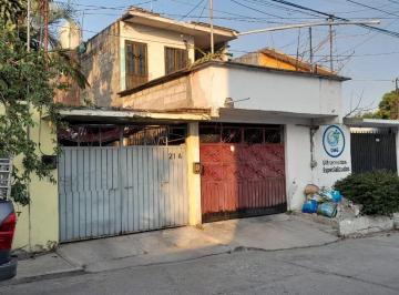 Casa · 194m² · 3 Recámaras · 1 Estacionamiento · Casa en Venta con 2 Unidades Rentables en Otilo Motaño Jiutepec