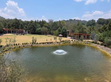 Terreno / Lote · 400m² · Venta Terreno con Uso de Suelo H - 1000, en Valle Bravo de 18,000 m²