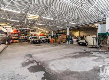 Bodega comercial · 300m² · 8 Recámaras · 8 Estacionamientos · Bodega con Oficinas y Terreno de 1,140 m² en San Miguel Chalma, Tlalnepantla, Estado de México.