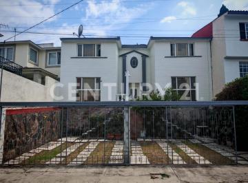 Casa · 235m² · 4 Recámaras · 4 Estacionamientos · Oportunidad! Casa en Venta, Lomas de Bellavista, Atizapan de Zaragoza