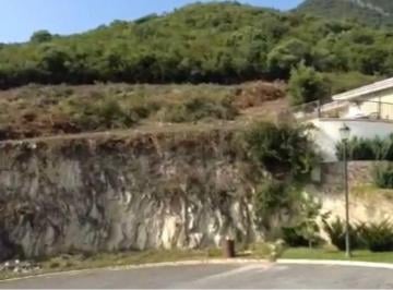 Terreno / Lote , Monterrey · Terreno de Venta en Portal del Huajuco, Monterrey Nuevo León.