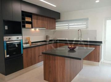 Casa en condominio · 242m² · 3 Recámaras · 2 Estacionamientos · Casa a Estrenar en Venta en Zibatá con Doble Altura y Roof Top