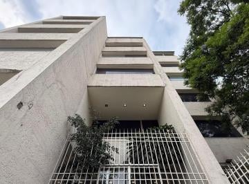 Oficina de 21 habitaciones, Benito Juárez · Edificio Oficinas en Venta por Colonia Navarrete
