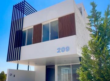 Casa de 3 habitaciones, Jesús María · Casa en Venta en Arroyo St Emilion, $3,090,000