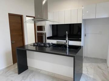 Casa de 4 habitaciones, Cuernavaca · Venta de Casa Sola Moderna de Tres Niveles en Lomas de Cortes