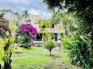 Casa de 3 habitaciones, Cuernavaca · Casa en Venta en Jardines Delicias Cuernavaca