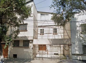 Casa de 4 habitaciones, Cuauhtémoc · Casa en Roma Norte Cerca del Metro Sevilla en Remate