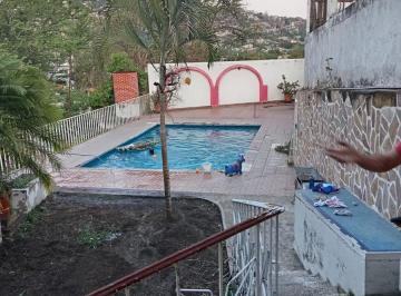 Casa · 615m² · 3 Recámaras · 2 Estacionamientos · Casa con Alberca en Venta en Temixco, Morelos