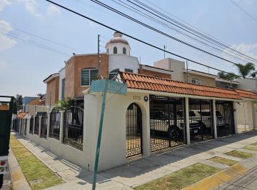 Casa de 4 habitaciones, Zapopan · Hermosa Casa en Venta en Mirador San Isidro