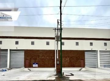 Bodega comercial · 1675m² · 8 Estacionamientos · Bodega en Renta en Santa Catarina