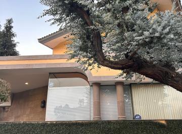 Casa en condominio de 3 habitaciones, Alvaro Obregón · Casa en Condominio en Venta en Agua Jardines del Pedregal!