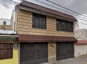 Casa de 3 habitaciones, Gustavo A. Madero · Se Vende Casa en Lindavista