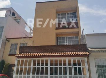 Casa · 161m² · 4 Recámaras · 1 Estacionamiento · Casa Venta en Toluca, Casa en Condominio en Venta en Hacienda del Valle II