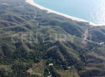 Terreno / Lote · 120000m² · 12 Hectáreas Cerca de La Playa en Cabo Corrientes